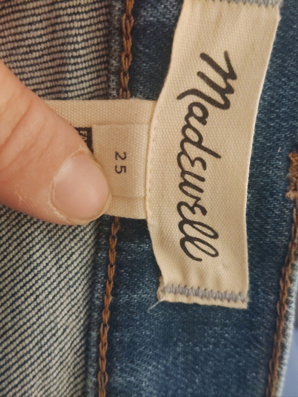 MADEWELL The 90's Capri Jean - Size 25" - Picture 10 of 10